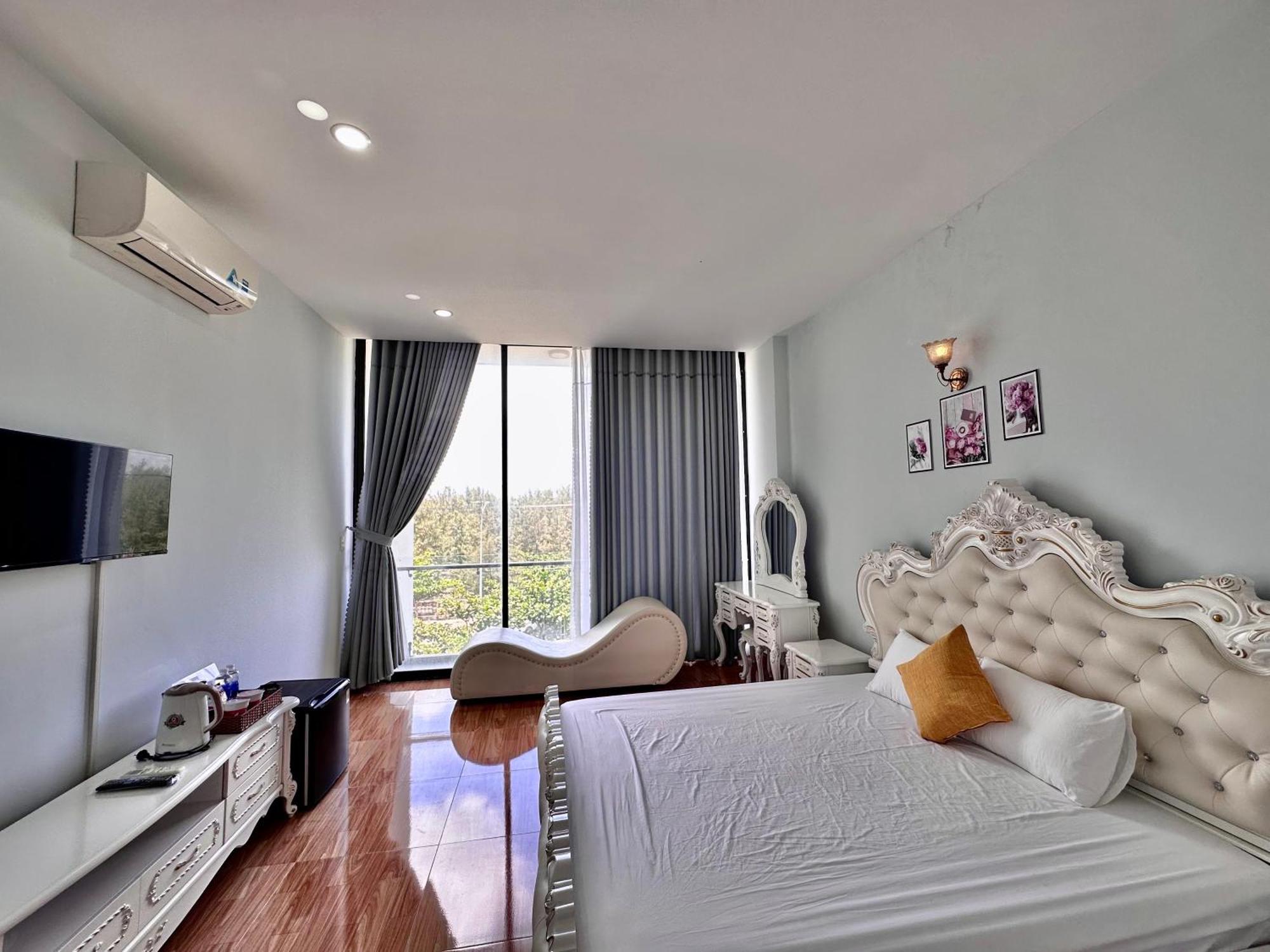 Royal Homestay 투이호아 외부 사진